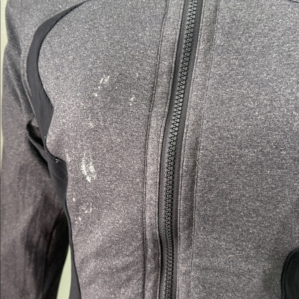 Lululemon reversible dance to studio jacket size 8 - flawed - Picture 10 of 11